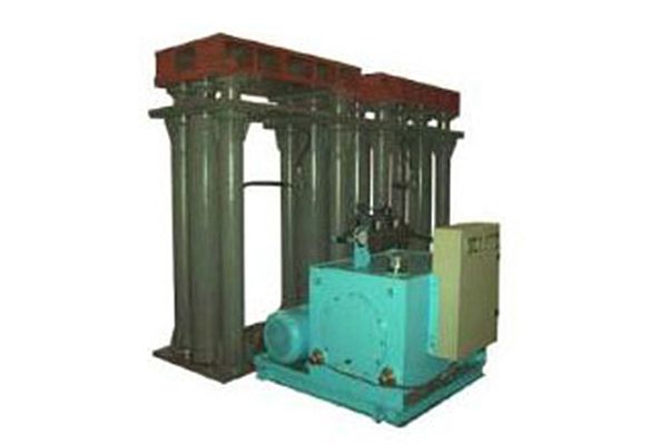 Gatos de Foso; Elevador de Foso